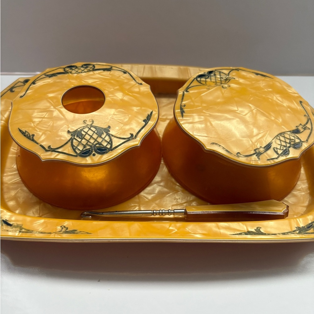Vintage Art Deco Velva Pearl Butterscotch Celluloid Dresser / Vanity set